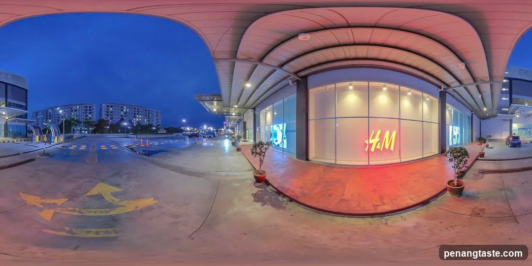 H&M Storefront
