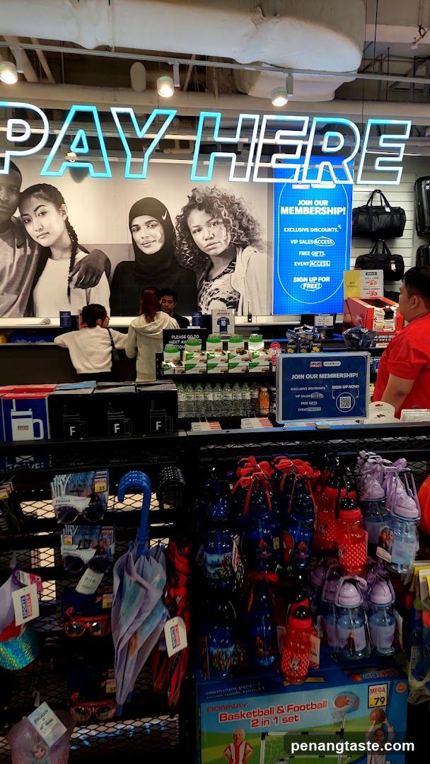 Sports Store Checkout
