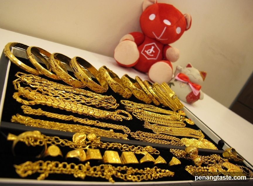 Gold Jewelry Display