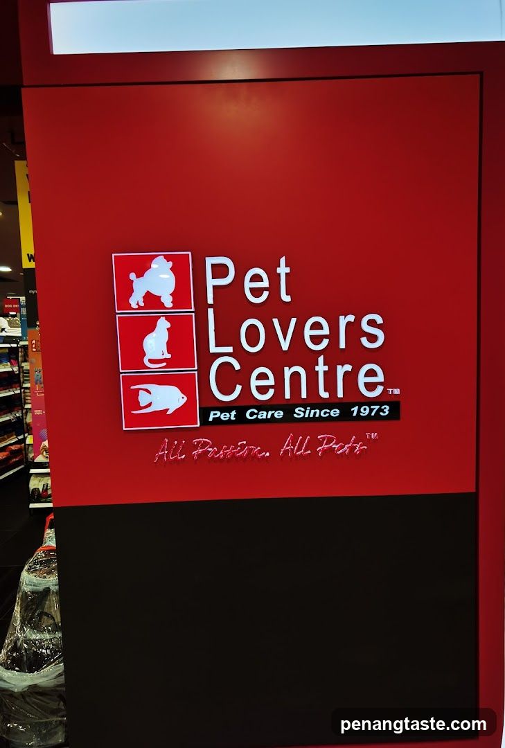 Pet Lovers Centre Signage