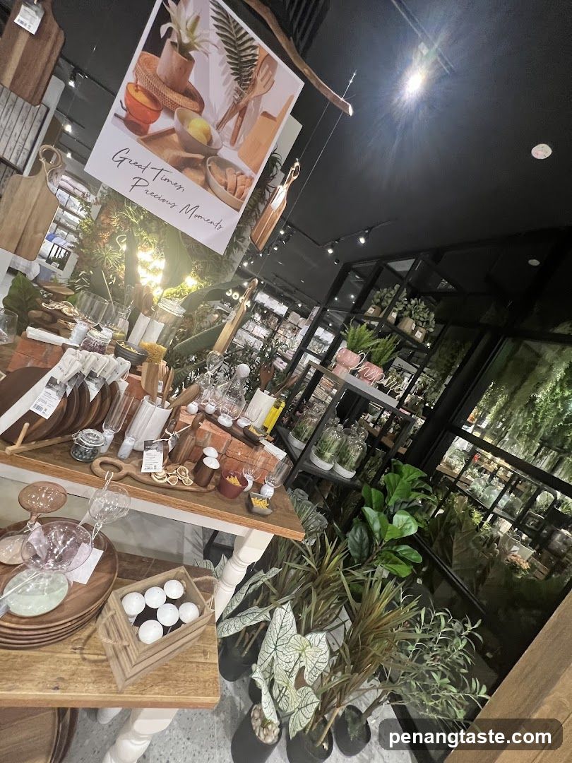 Home Decor Store Display