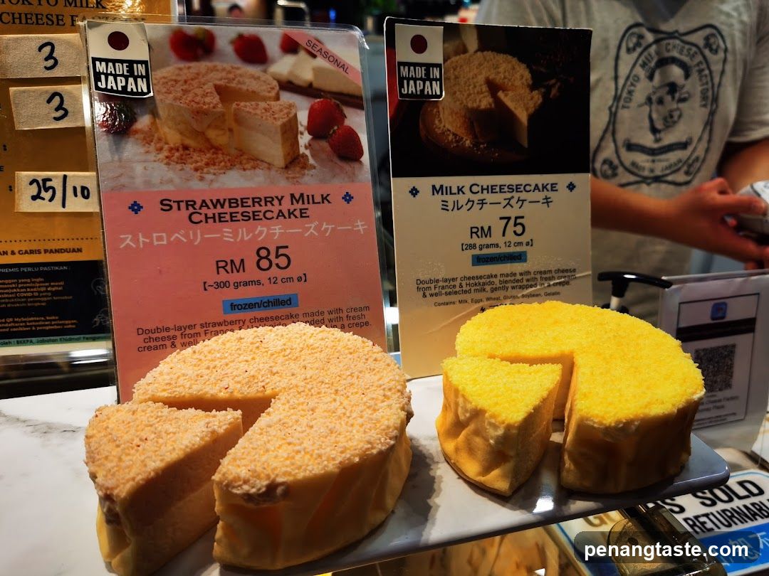 Cheesecake Display