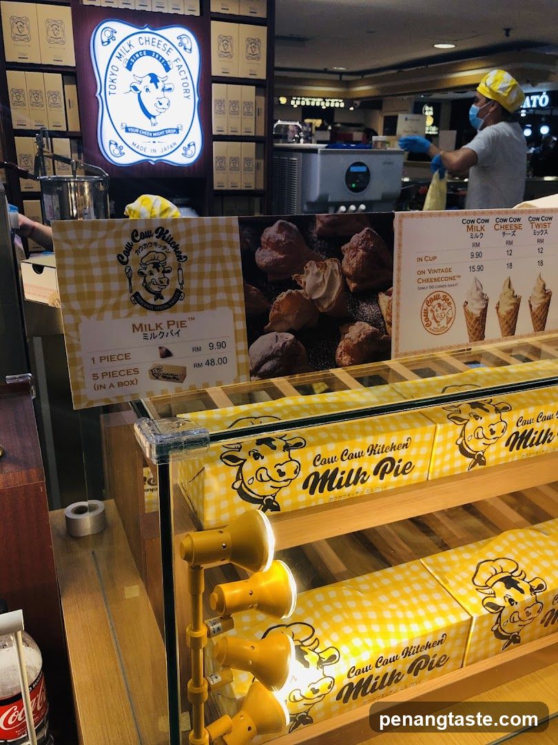 Cow Cow Kitchen Display