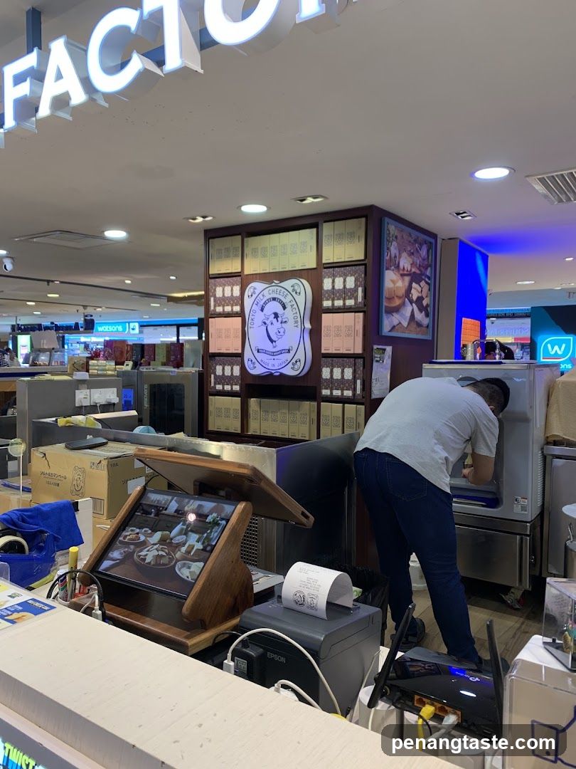 Counter with POS system and staff