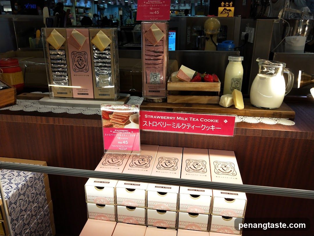 Strawberry Milk Tea Cookies Display