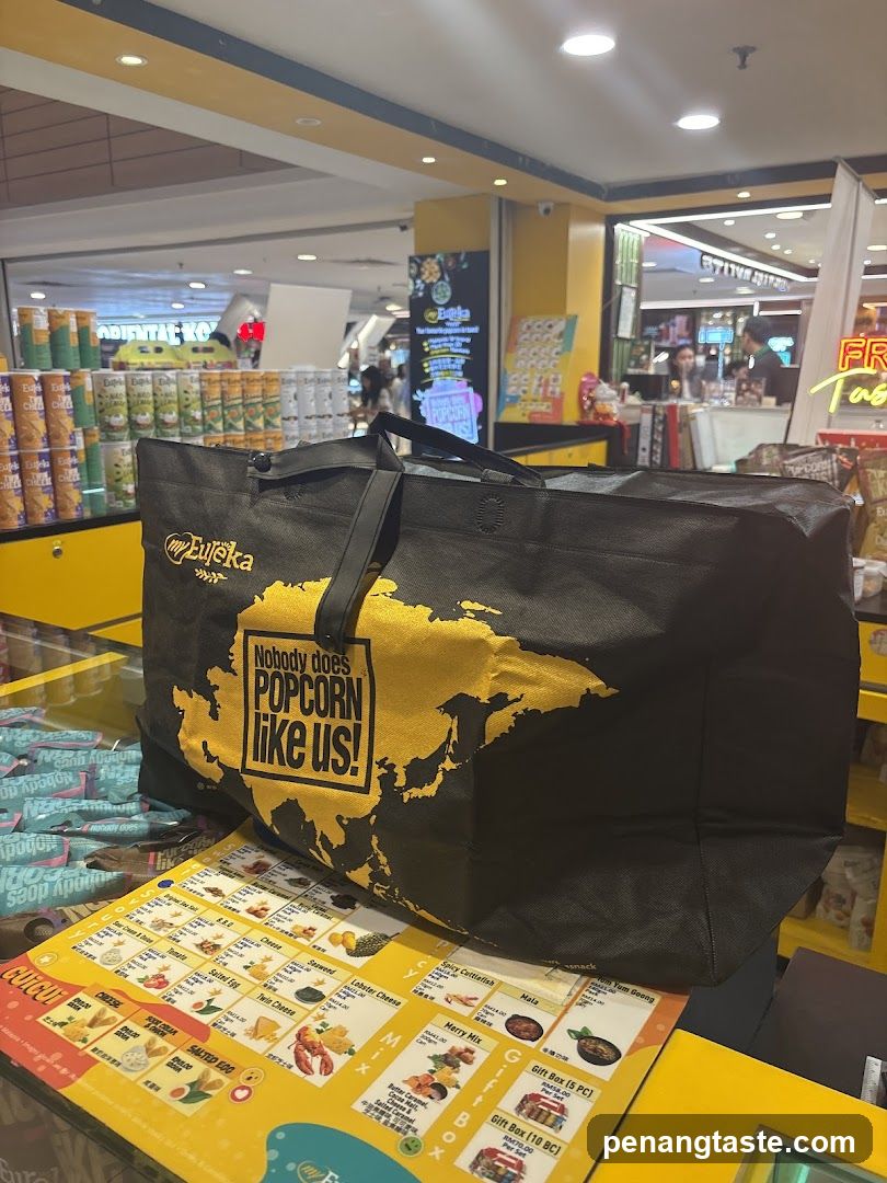 Popcorn Display