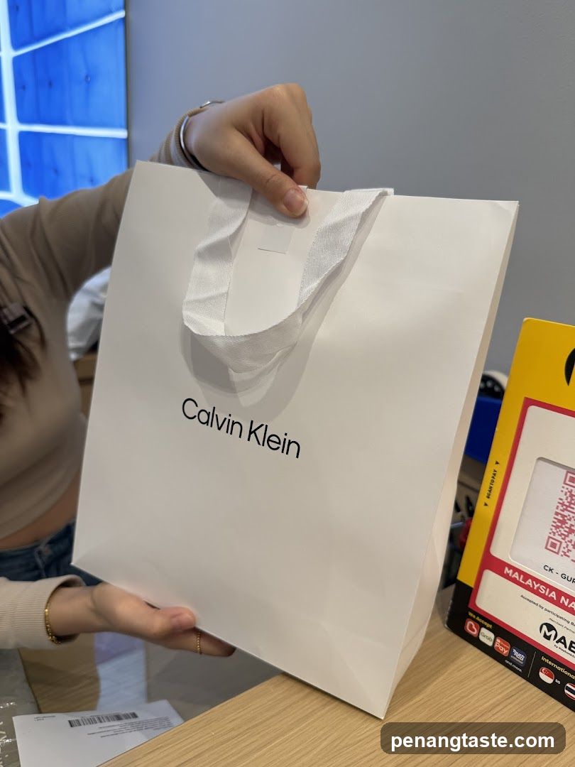 Calvin Klein Shopping Bag