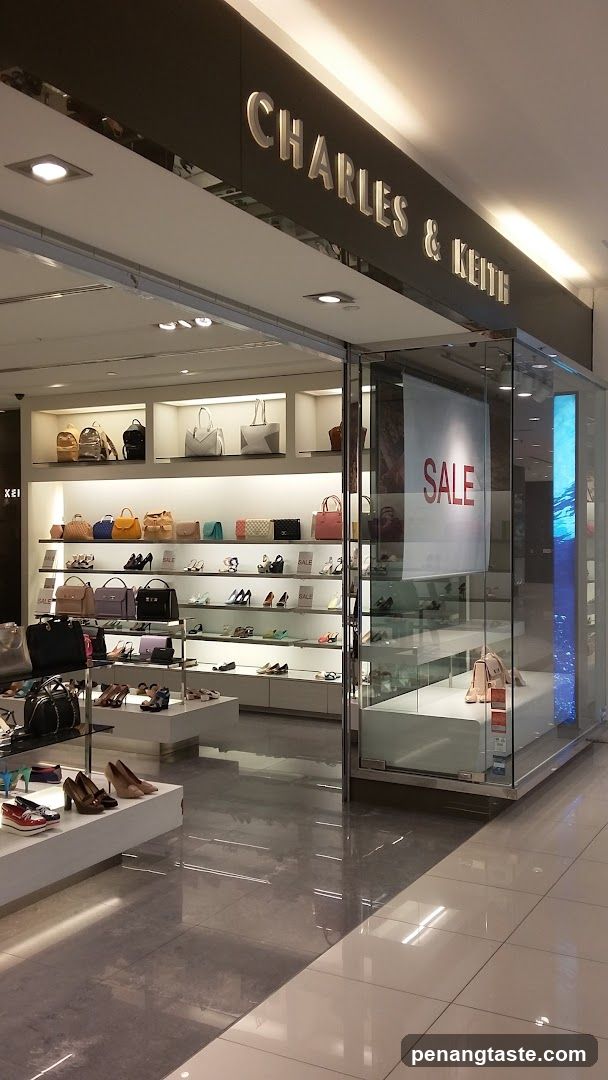CHARLES & KEITH