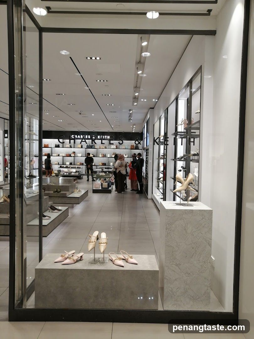 CHARLES & KEITH