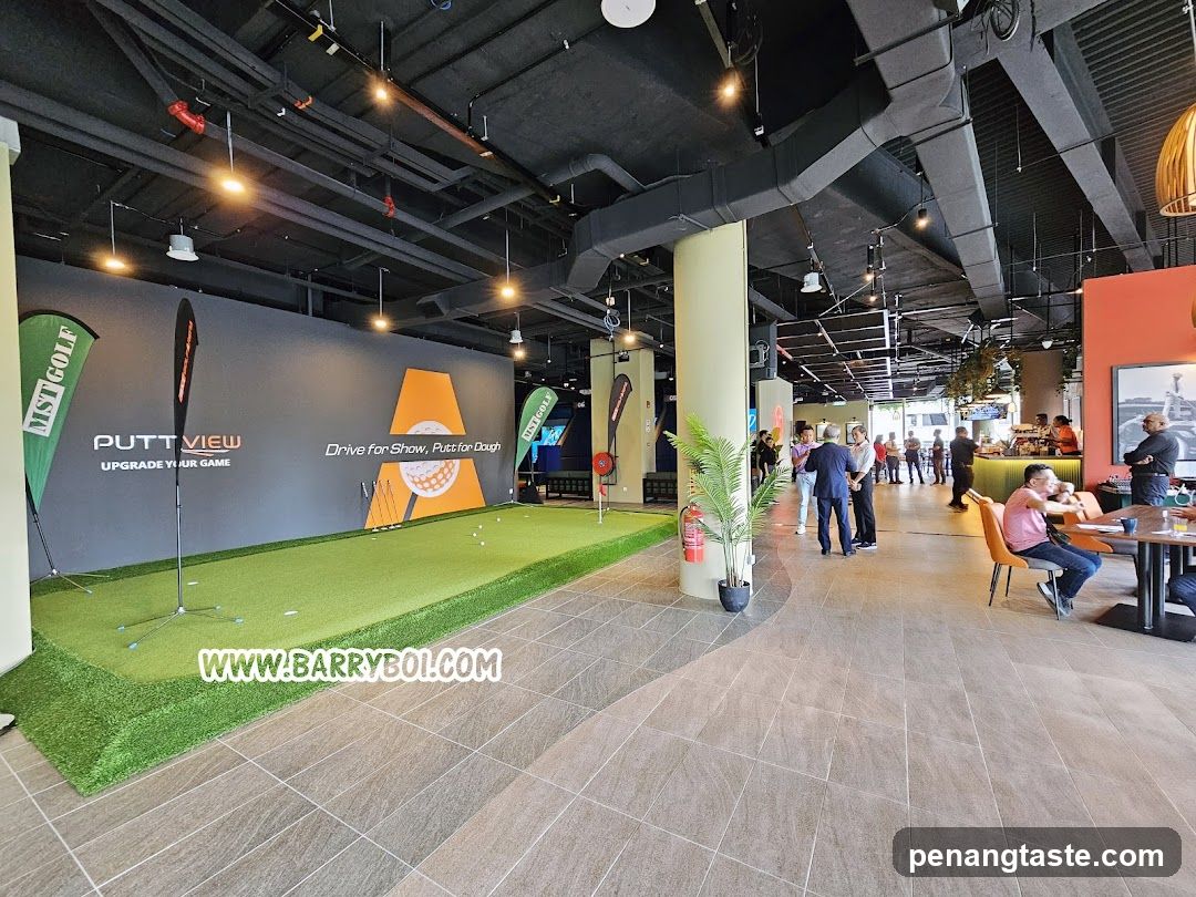 Indoor Golf Entertainment Area