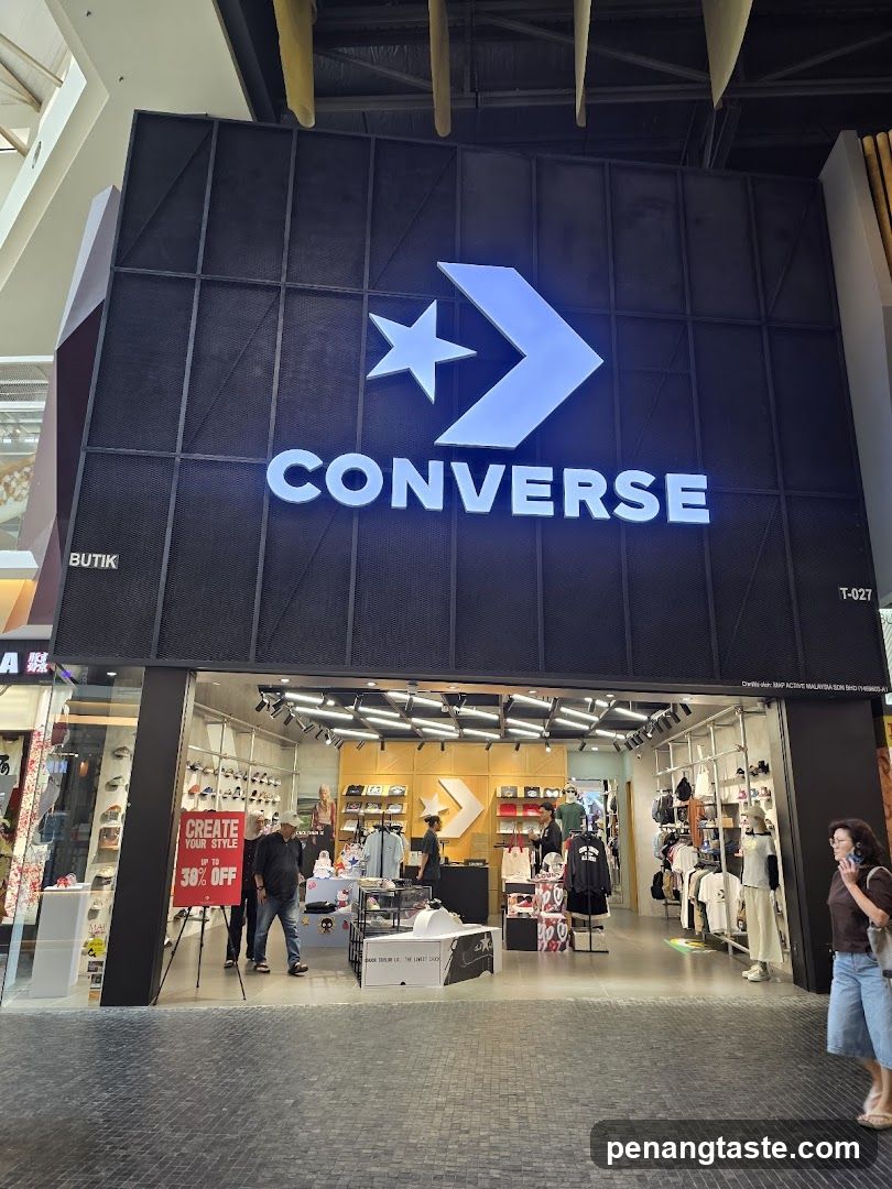 Converse Storefront