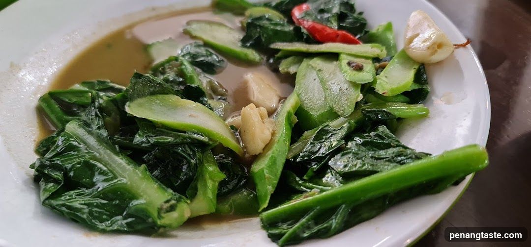 Stir-fried Greens with Garlic and Chili