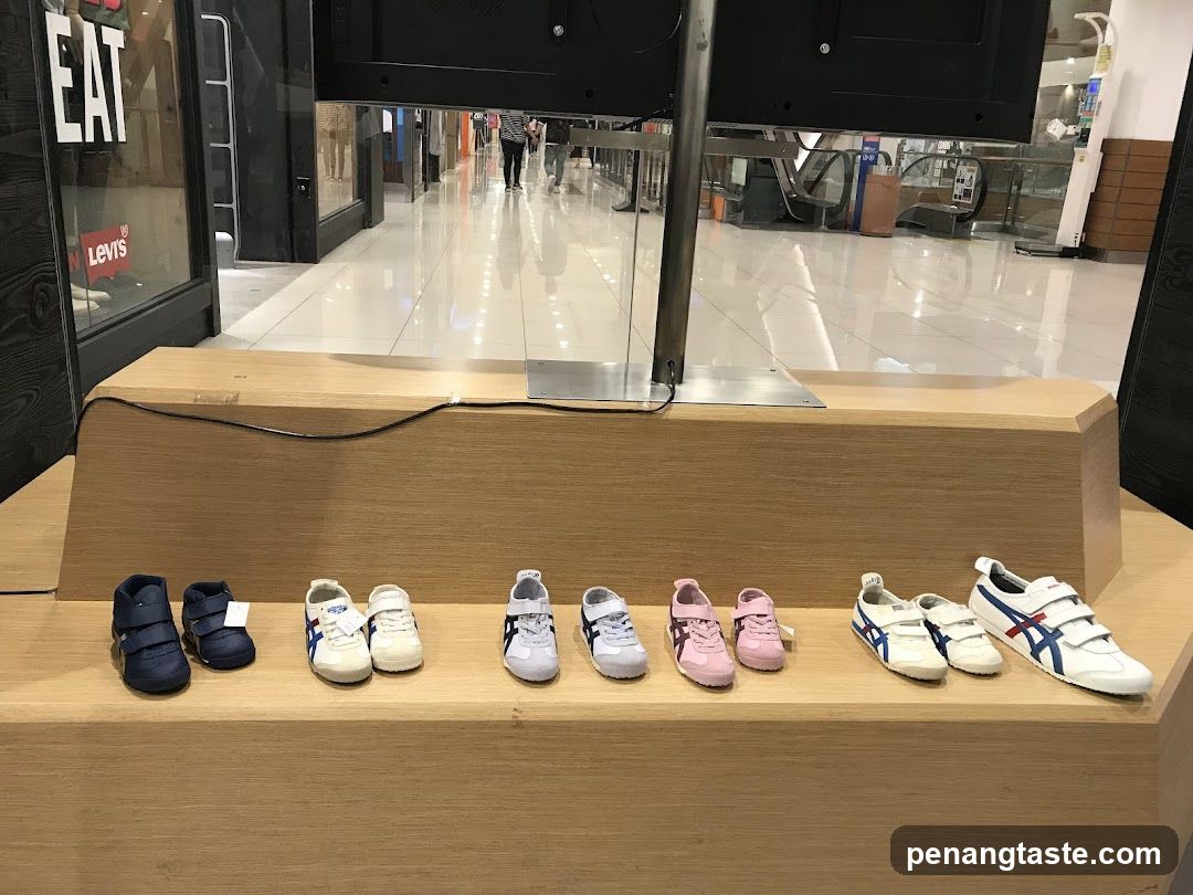 Children's Shoes Display