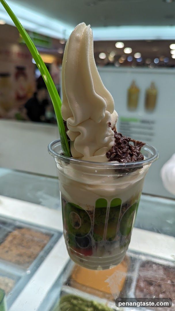 Yogurt Parfait with Toppings