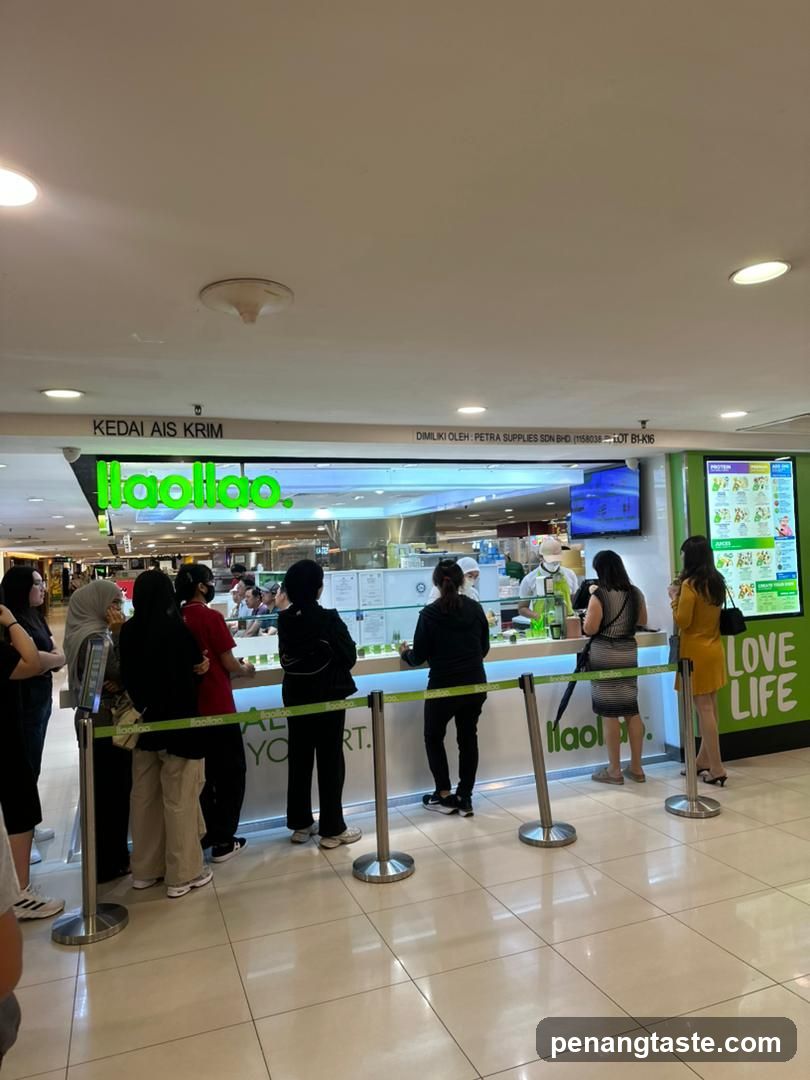 llaollao Natural Frozen Yogurt