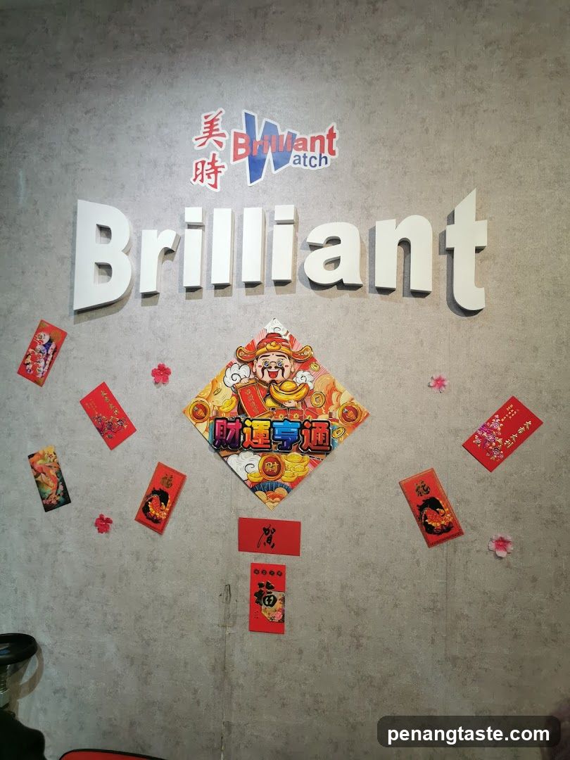 Brilliant Watch Store Decoration