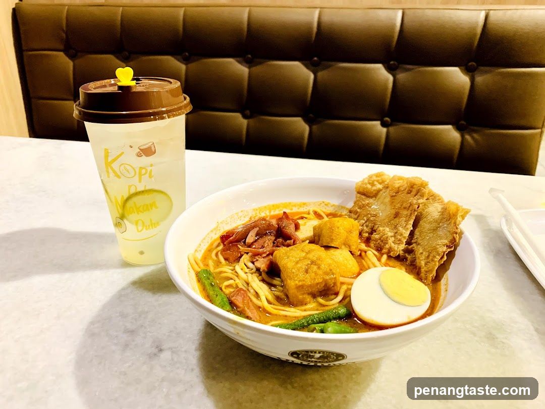 Curry Laksa with Drink