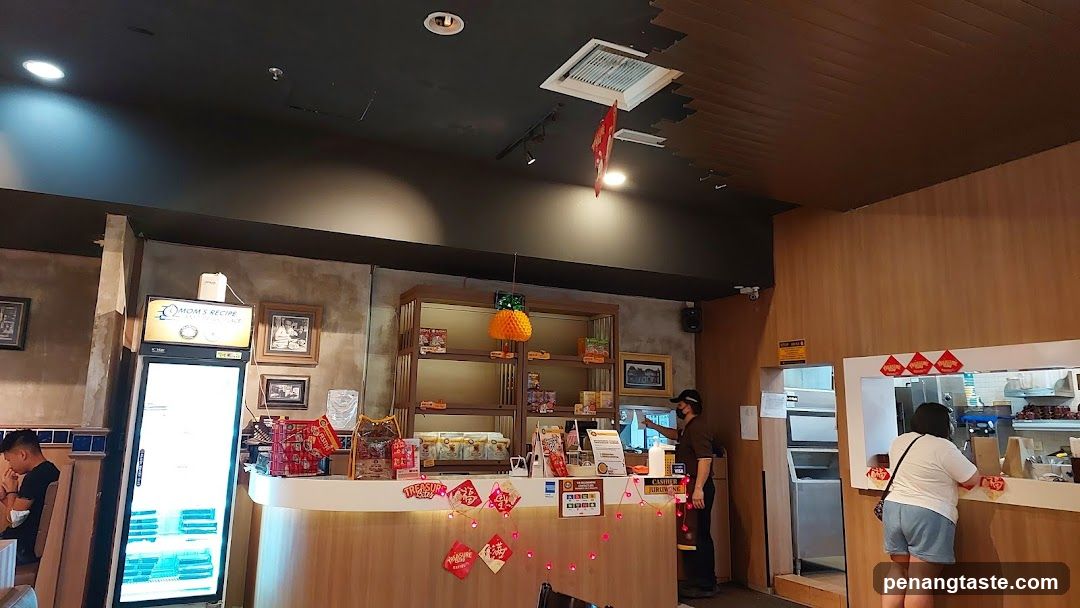 Restaurant Counter and Staff