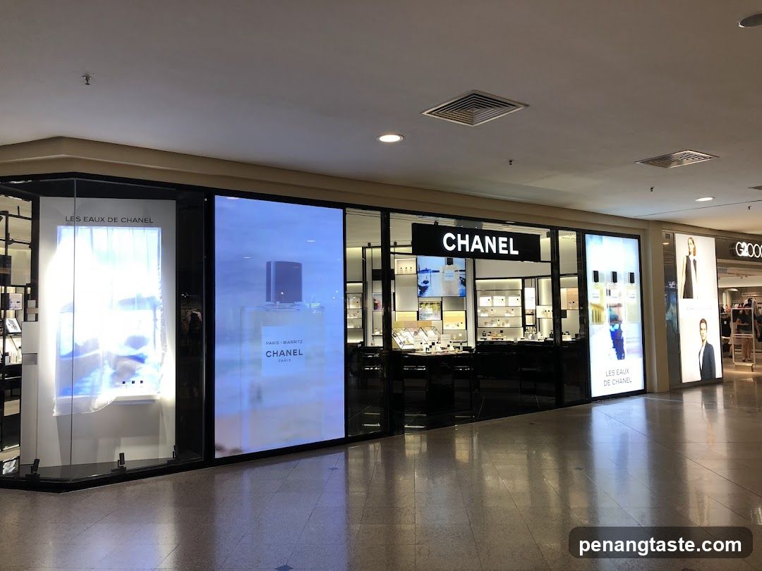 Chanel Storefront