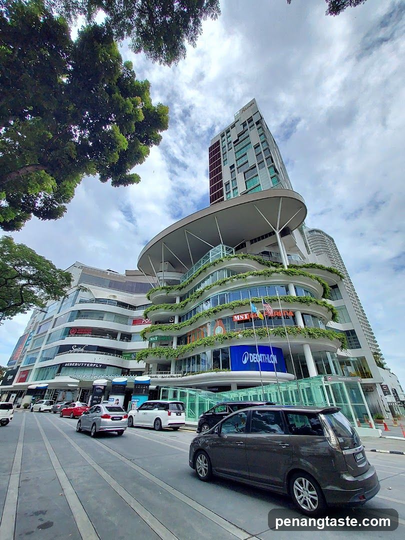 Shopping Mall Facade