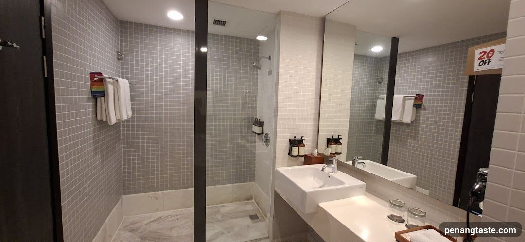 Hotel Bathroom