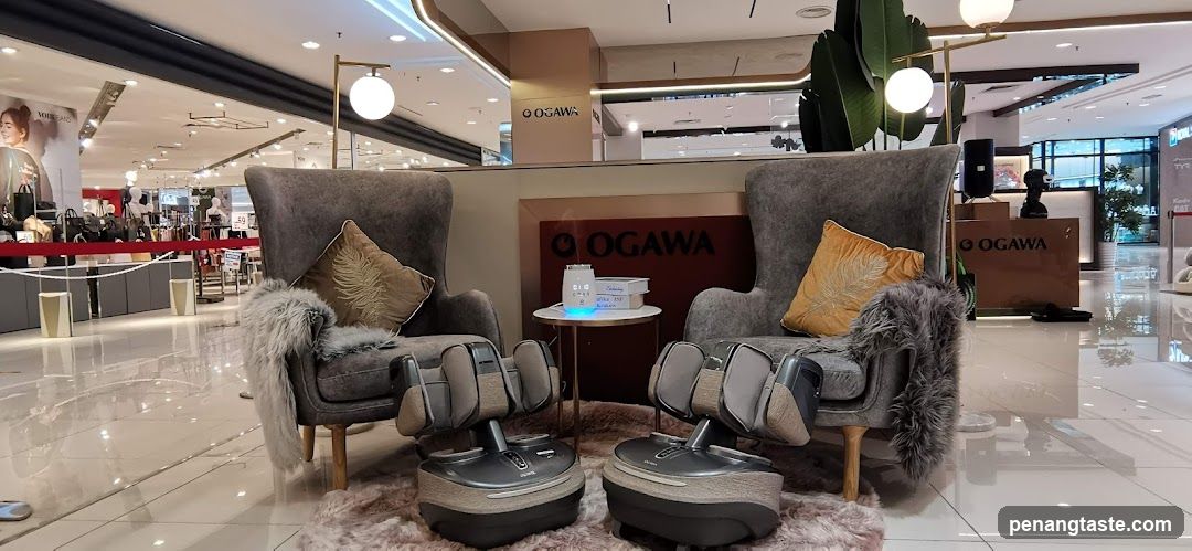 Massage Chairs Display