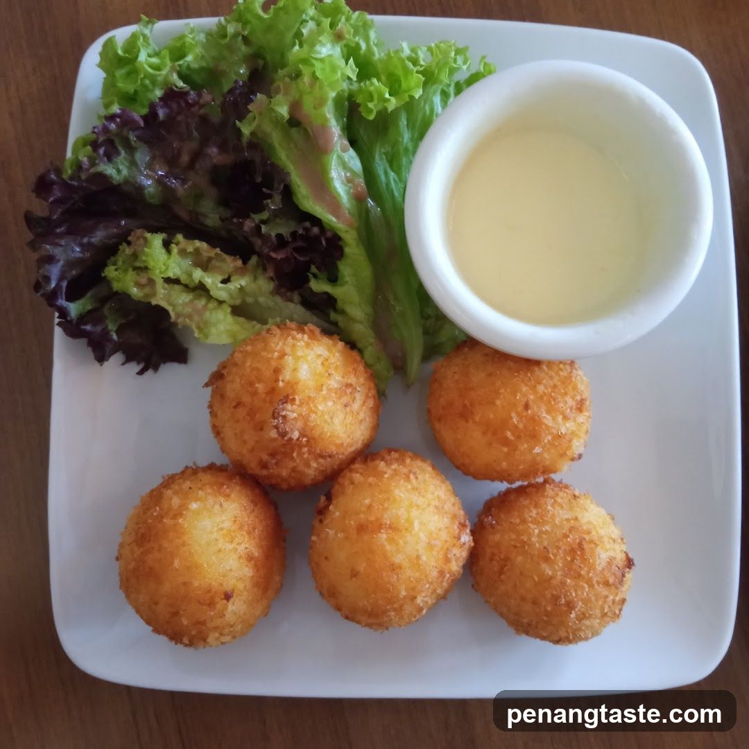 Fried Cheese Balls with Salad