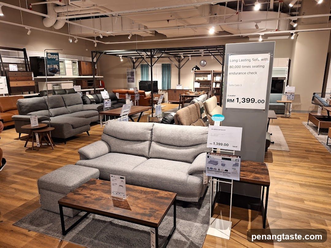 Sofa Display