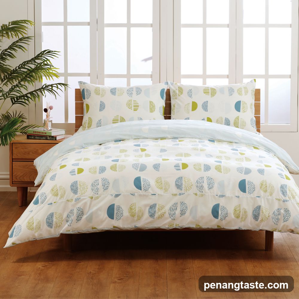 Bedding with Geometric Pattern