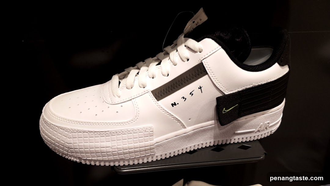 Nike