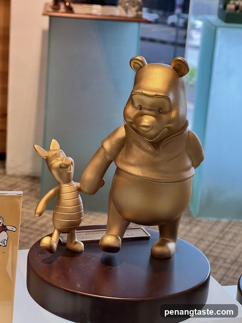 Winnie the Pooh and Piglet Statues