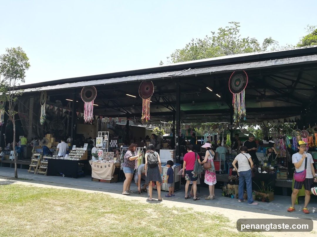 Outdoor Market Stalls