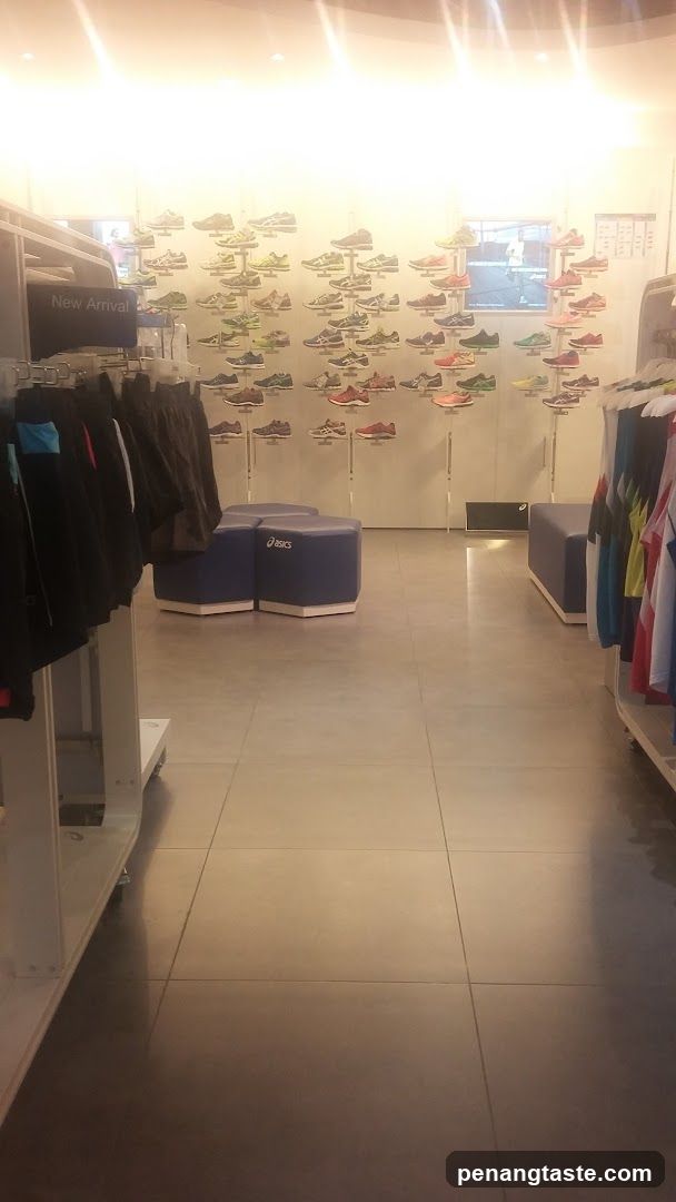 Athletic Shoe Store Display