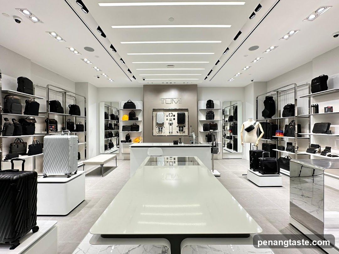 Tumi Store Interior