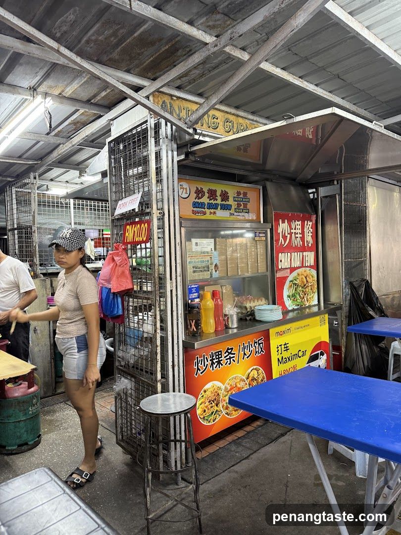 Char Koay Teow Stall