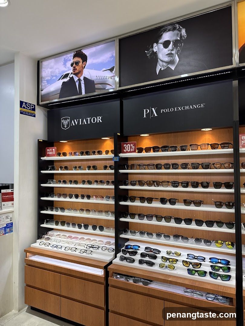 Eyewear Display