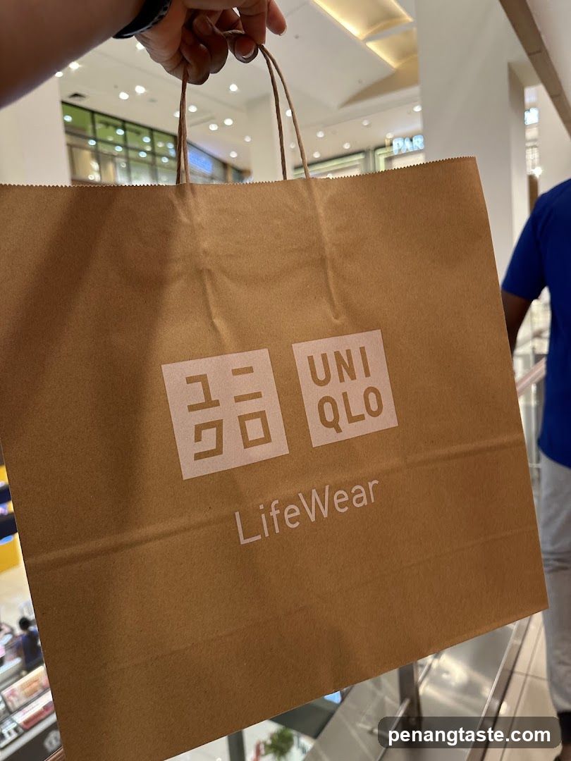 Uniqlo Shopping Bag
