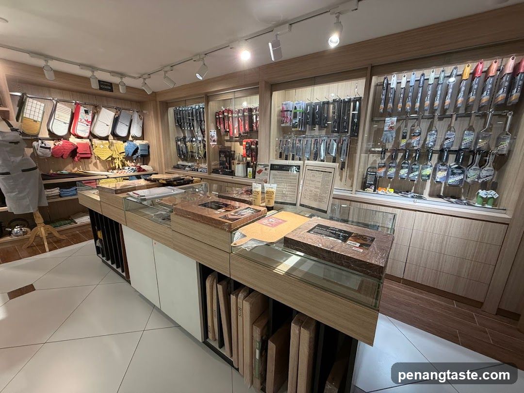 Kitchenware Store Display