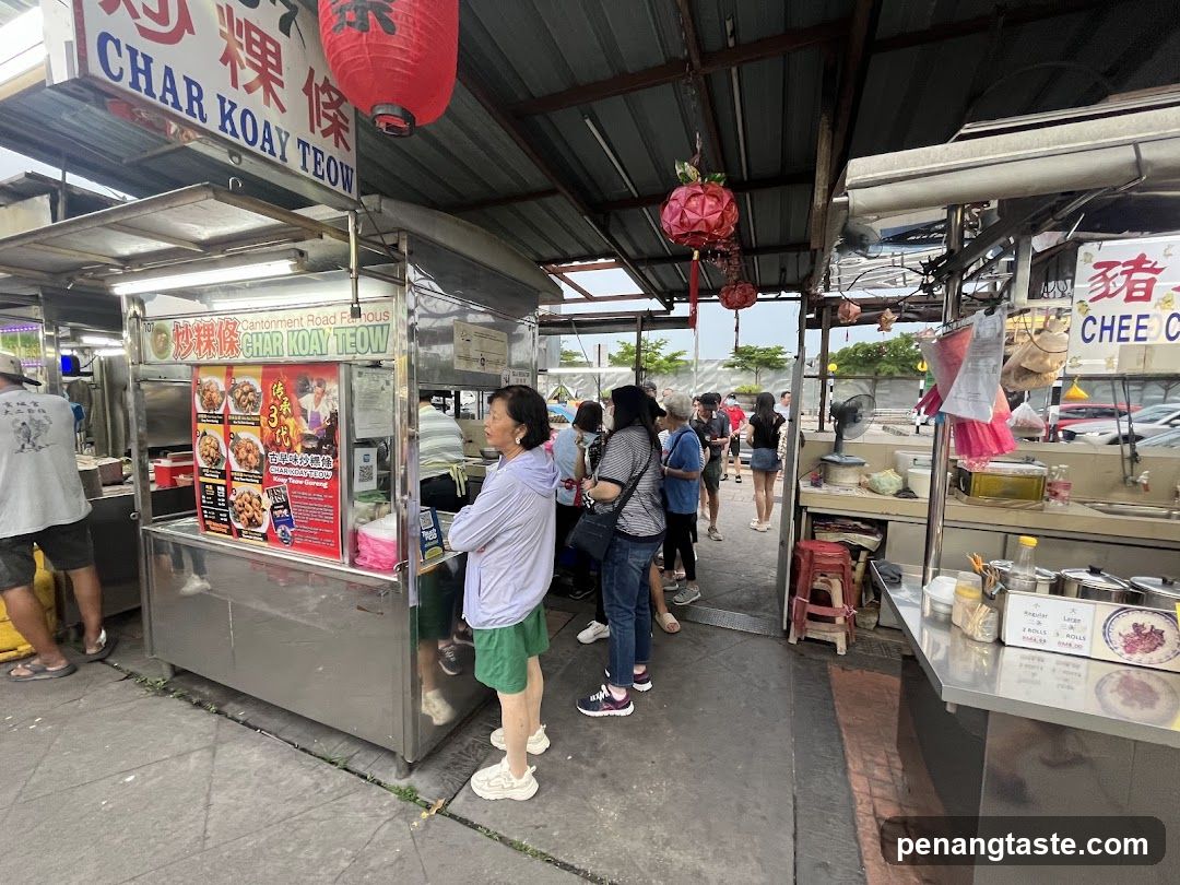 Anjung Gurney Hawker