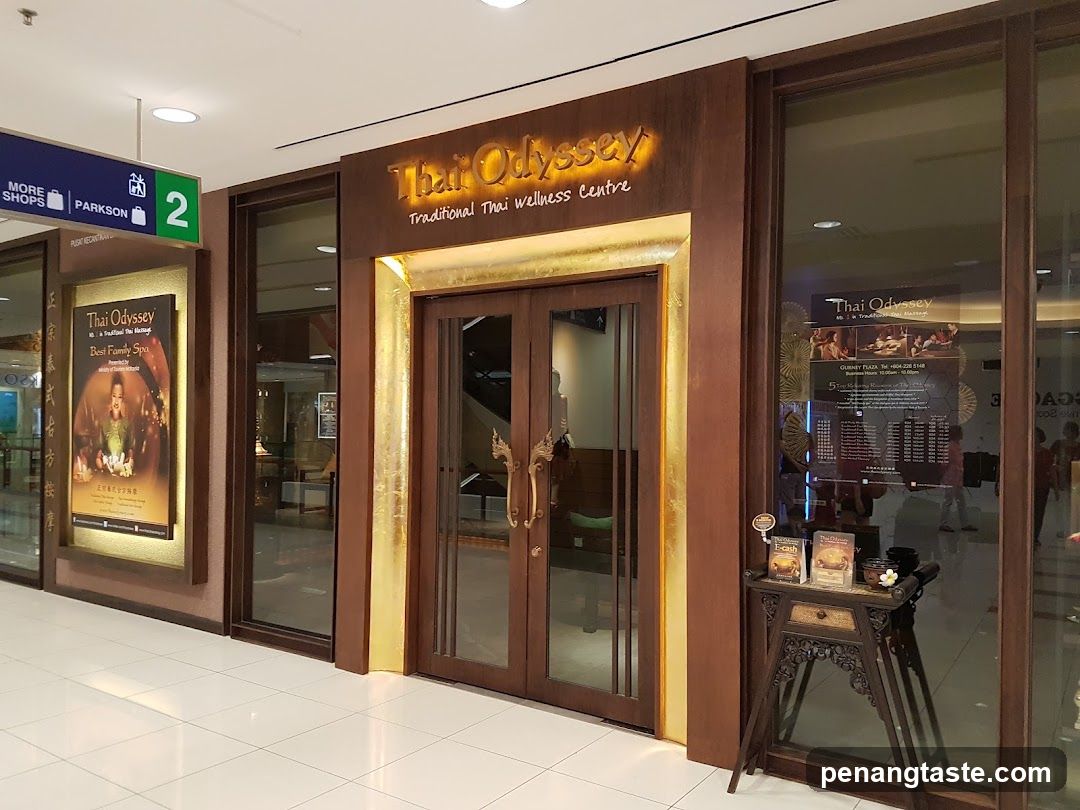 Gurney Plaza