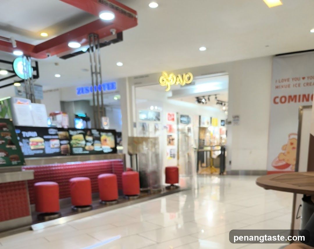 Mall Food Court