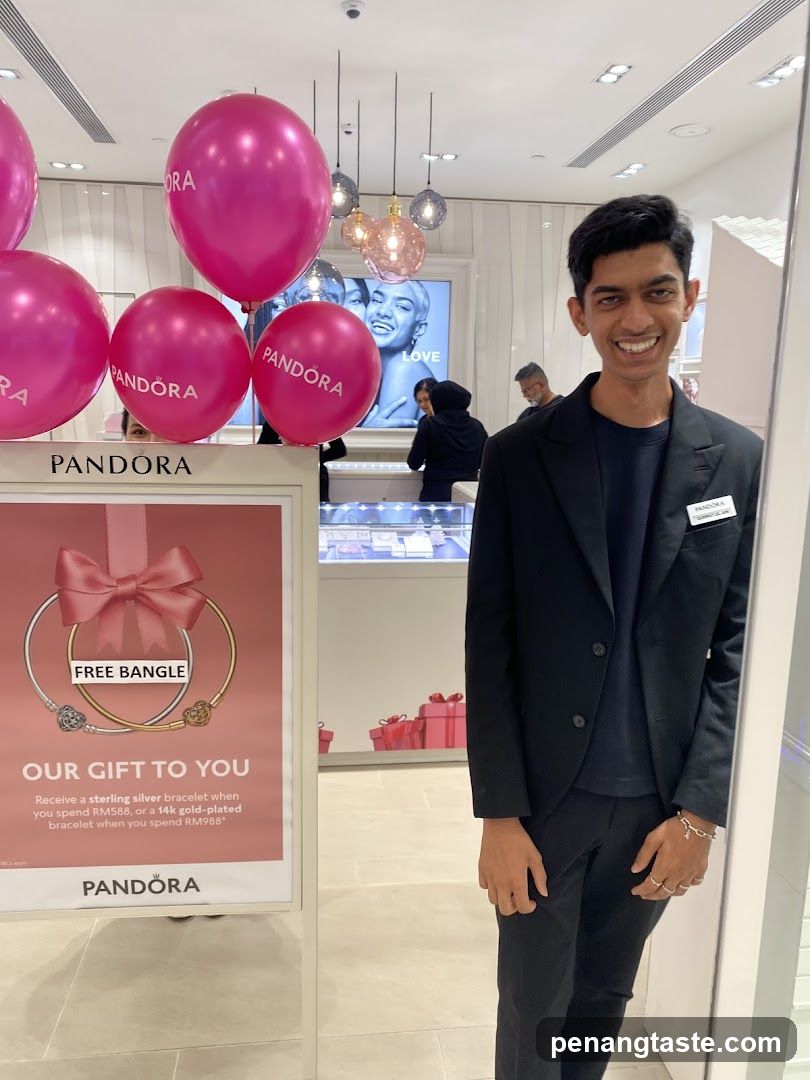 Pandora Store Promotion