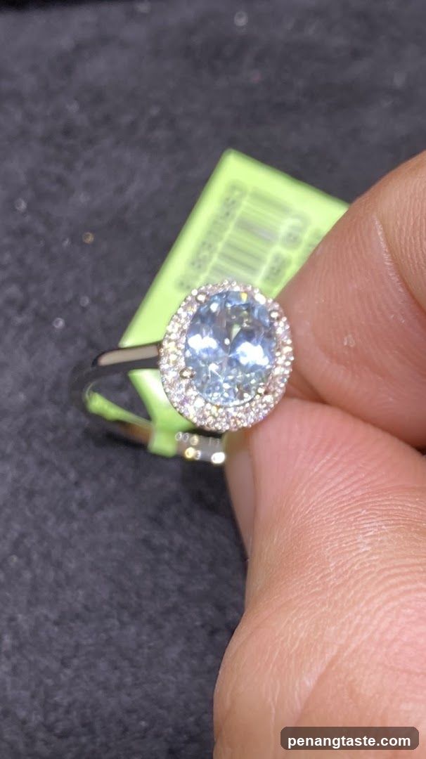 Diamond and Aquamarine Ring
