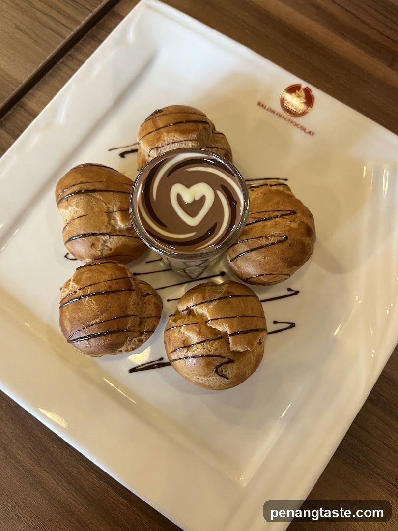 Profiteroles with Chocolate Dip