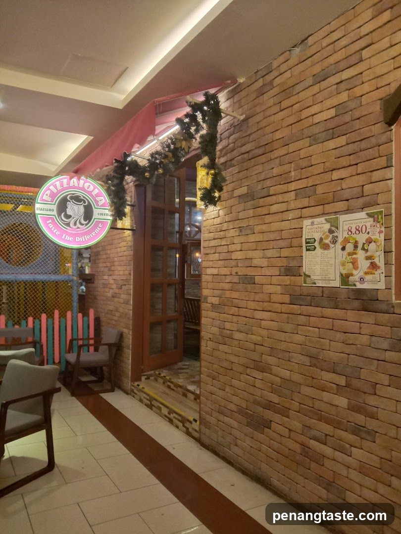 Pizzaiola Italiano Coffee Shop Entrance