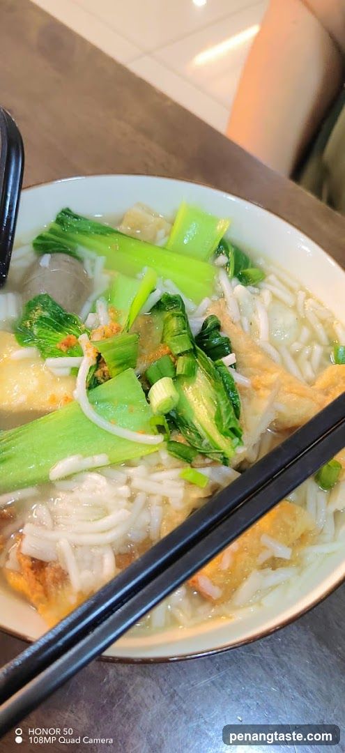 Mall's Cafe 招財面