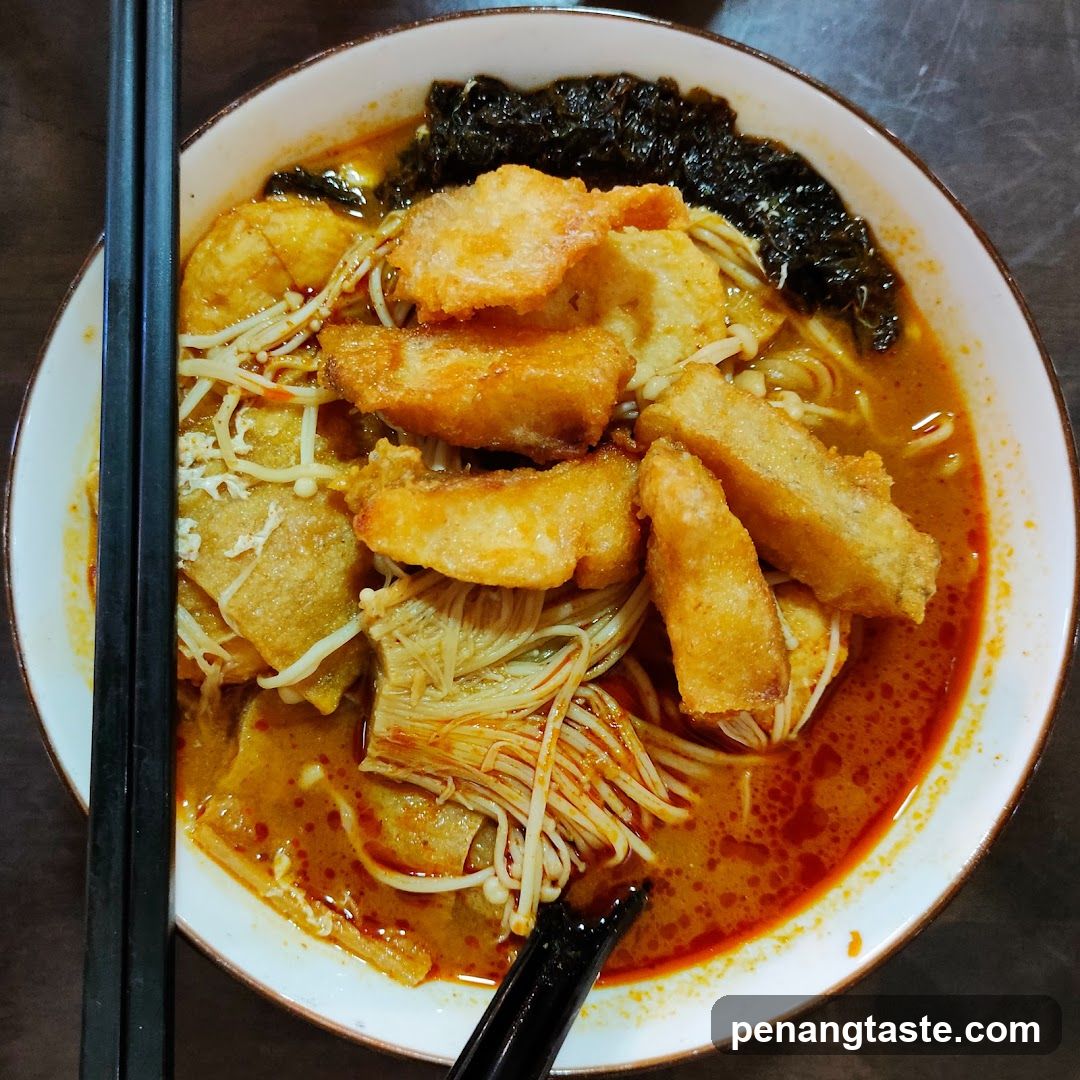 Lunch Bowl with Tofu and Noodles