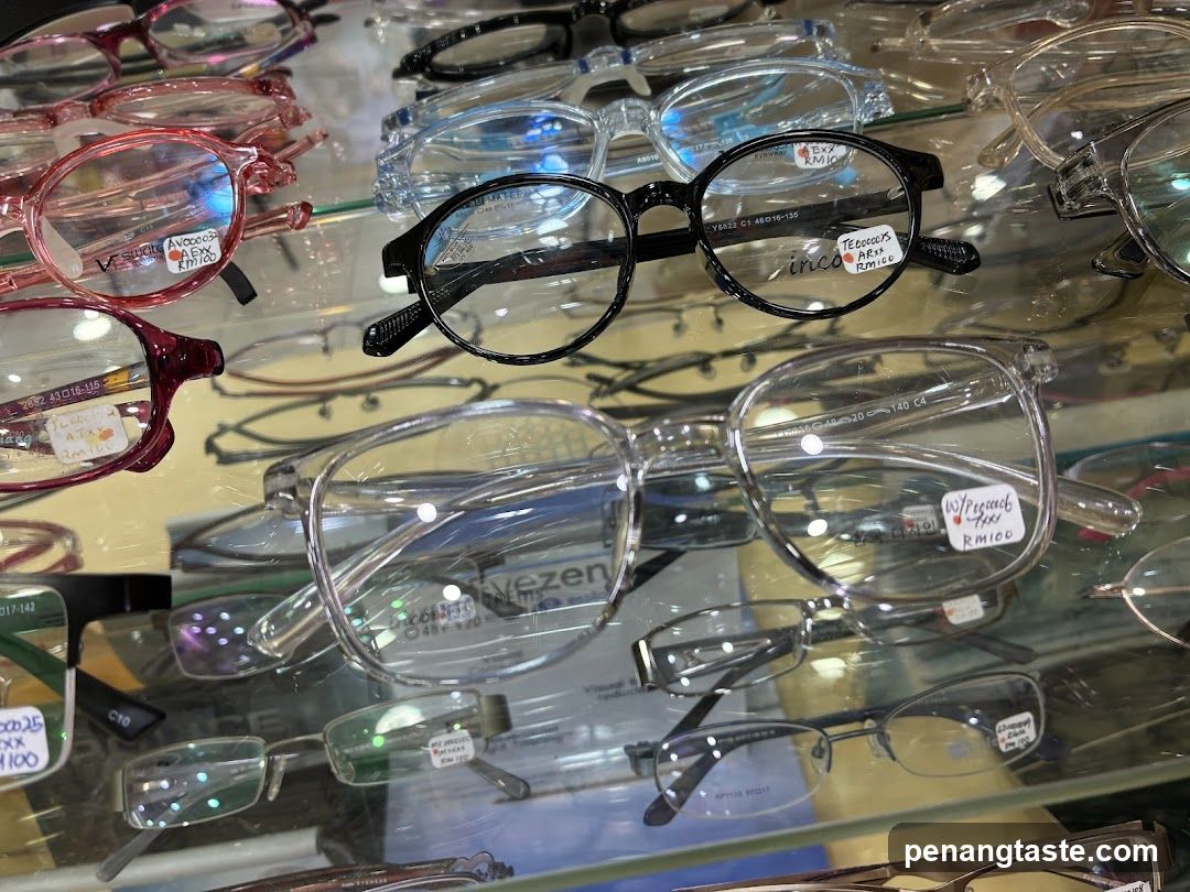 Eyeglass Display