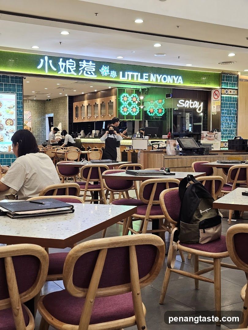 Little Nyonya Restaurant Interior