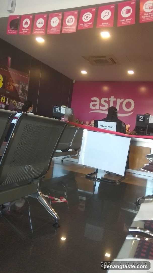 Astro Service Center Interior